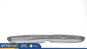 A2038850053 Mercedes-benz 2038850053 2002-04 C32 Amg Front Bumper Intercooler Center Grille Oem
