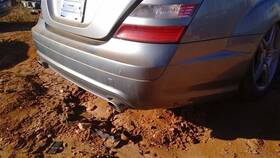 2218800840 Mercedes-benz Rear Bumper 221 Type S550 With Park Assist Fits 07-09 S Class Oem
