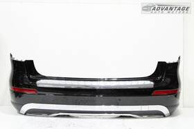 A1668852125 Mercedes-benz 2013-2016 Gl450 X166 Rear Bumper Cover With Reflector Light Black Oem
