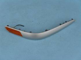 A1708850421 Mercedes-benz 01-04 Slk230 Slk320 R170 Front Bumper Right Passenger Side Trim Molding