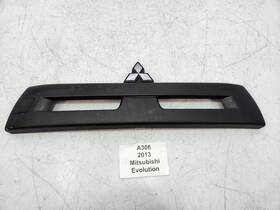 7450-a363 Mitsubishi 08-15 Oem Evolution Front Bumper Center Upper Emblem Cover Black