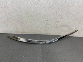 62074-5aa2a Nissan 2015 To 2018 Murano Front Bumper Right Side Molding A7526 Dg1