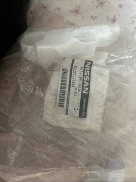 62221-3ta0a Nissan Genuine Side Bracket
