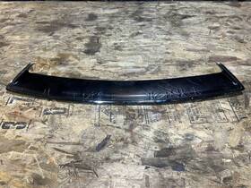62256-kb50c Nissan Gt-r R35 Front Bumper Upper Grille Trim Insert 2012 - 2016 Oem Damaged