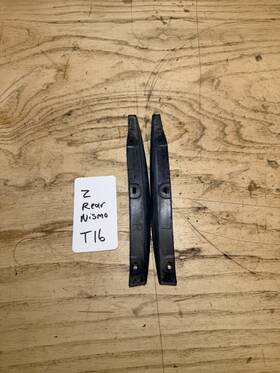 78863-cf40a Nissan 03-08 350z Rear Bumper Cover Side Trim Extension Pair Oem Rare Nismo/non