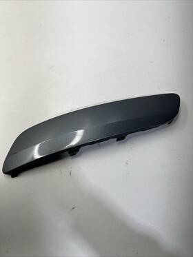 1k0.807.717.b Oem 2005 - 2010 Vw Jetta Front Left Driver Bumper Insert Trim