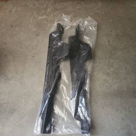 53851-06140 Oem 53852-06140 Toyota Bumper Cover Insulator And New In Bag