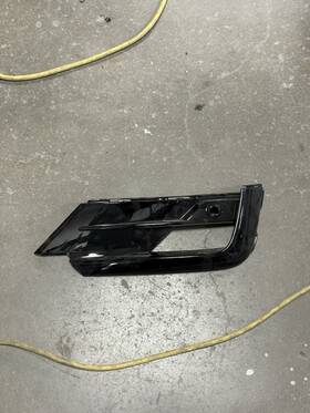 Vg66a1fbr Oem Volkswagen Front Bumper Rh Foglamp Cover