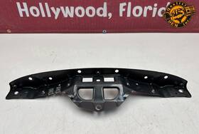 99750553100 Porsche 2005-2012 911 Cayman Boxster Front Bumper Center Mount Bracket Oem