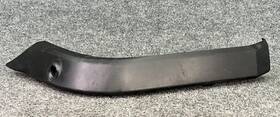 68299101ac Ram 19-24 1500 Rear Left Valance Bumper Trim Bar Molding Step Pad Oem