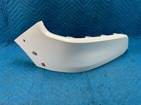 6ju90trmad Ram 1500 Front Bumper Cover Filler Panel Passenger Side White Pwd 2019-2024 Oem