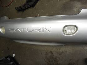 21112474 Saturn 2000-2002 Sc1 Sc2 3dr Coupe Rear Silver Bumper Cover Panel