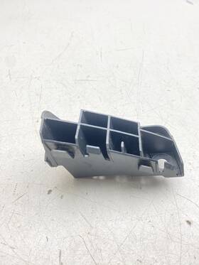 2101017334 Subaru 2014-2018 Forester Rear Left Bumper Cover Mount Bracket Holder Oem
