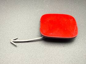 71812-57l0 Suzuki 2010-2013 Kizashi Oem Red Rear Bumper Tow Hook Cover
