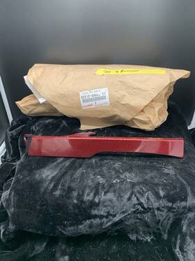 52512-35090-d0 Toyota 2006 - 2009 4runner Front Right Bumper Filler Oem Used