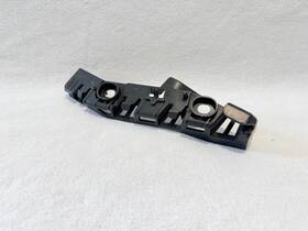 561807184 Volkswagen 2012 - 2019 Passat Front Right Bumper Support Bracket Oem