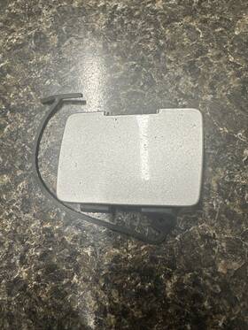 08693379 Volvo 04-06 S80 Front Bumper Tow Cap Cover Eye Hook Oem Paint To Match
