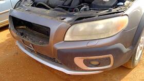 105-50325f Volvo Front Bumper Xc70 Fog Lamps Fits 08-12 70 Series 265745
