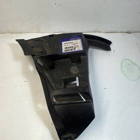 9484395 Volvo Xc70 V70 Right Front Bumper Cover Bracket Genuine 9484395. Bb