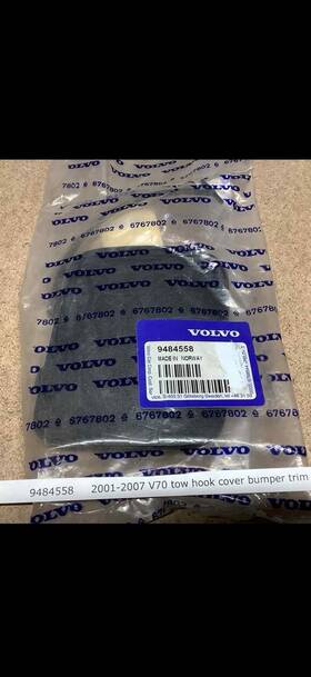 9484558 Volvo Xc70 And V70 Tow Hook Cover For Front Bumper / Trim Oem New #9484558