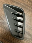 Oem 2021-23 Vw Atlas Cross Sport Lh Ft Bumper Outer Grille Vent 3CM853665. Fixed Price $34.99.