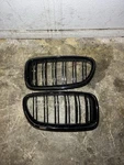 2011-2013 Bmw 535I F10 Front Left And Right Bumper Upper Grille Kidney. Fixed Price $50.00.