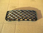 2004 Volkswagen Touareg 3. Passenger Side Lower Front Bumper Grille 7L6 853 677. Fixed Price $12.73.