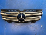 2007 2008 2009 Mercedes X164 GL450 Front Upper Grille Q3452 Dg. Fixed Price $225.00.