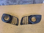 2009 Mitsubishi Lancer MK5 Front Fog Light Grill Left & Right 8321A123 8321A124. Fixed Price $66.62.