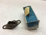 Nos 75-80 Chevrolet Gmc C/k-series Rh Tailgate End Trunnion 345793. Fixed Price $15.00.
