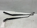 2011-2014 Ford Edge Front Left And Right Windshield Wiper Arms Set, Oem LOT035. Fixed Price $73.00.