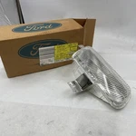 Nos Oem Ford Taurus Rh Cornering Lamp Right Front 1986-1991. Fixed Price $24.00.