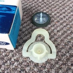 1972 Thunderbird Nos Oem Ford D2SZ-6563500-CV Front Seat Back Button Green. Fixed Price $10.00.