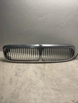 98-03 Jaguar XJ8 X308 Front Bumper Grille W/ Logo HNC5504BB Oem. Fixed Price $103.20.